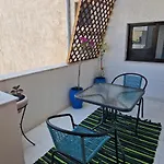 Διαμέρισμα Kanari *